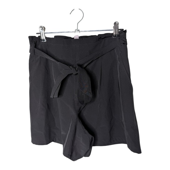 RBX Pants - RBX Black Paperbag Waist Tie Front Shorts Size Medium